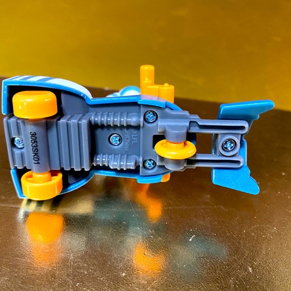 DISNEY DOORABLES STAR WARS BALACTIC CRUISERS AHSOKA TANO 3” CAT ON BACK - Picture 9 of 9